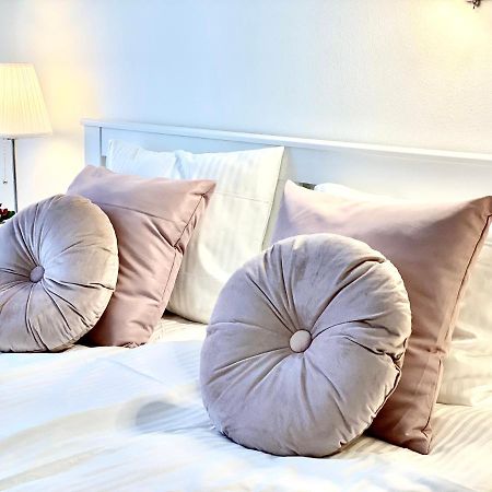 Mirell Apartman Segedin Dış mekan fotoğraf